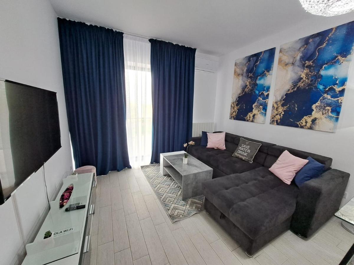 M&A Apartament Mamaianord Luaran gambar
