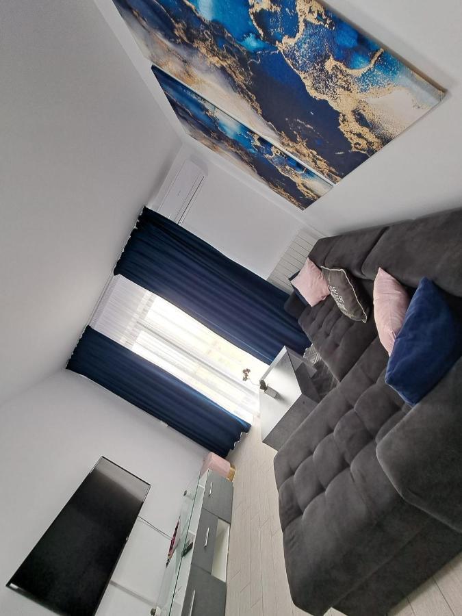 M&A Apartament Mamaianord Luaran gambar