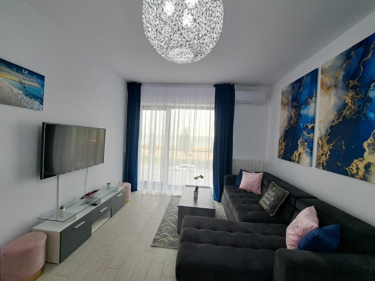 M&A Apartament Mamaianord Luaran gambar
